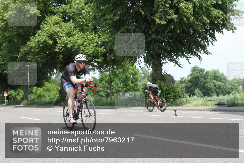 15.06.2025 - 7 Türme Triathlon Yannick Fuchs http://msf.ph/oto/7963217 15.06.2025 12:48:39 Radfahren  meine-sportfotos.de