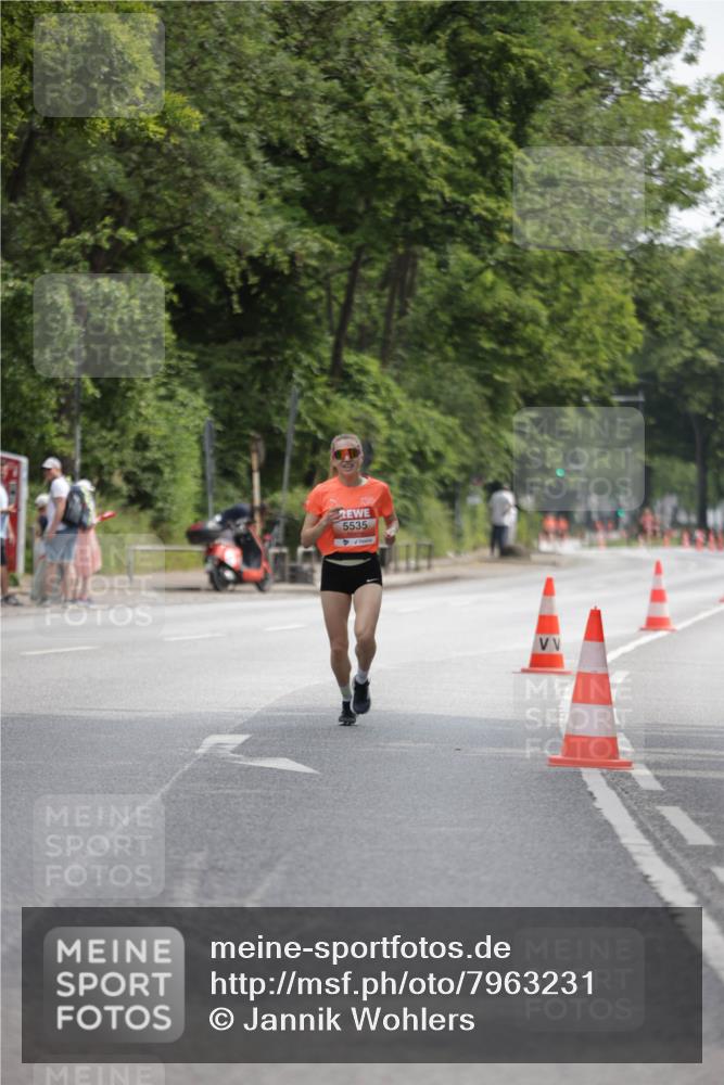 15.06.2025 - REWE Women's Run Jannik Wohlers http://msf.ph/oto/7963231 15.06.2025 09:57:32 Laufen 5535 meine-sportfotos.de