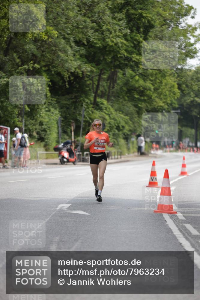 15.06.2025 - REWE Women's Run Jannik Wohlers http://msf.ph/oto/7963234 15.06.2025 09:57:32 Laufen 5535 meine-sportfotos.de