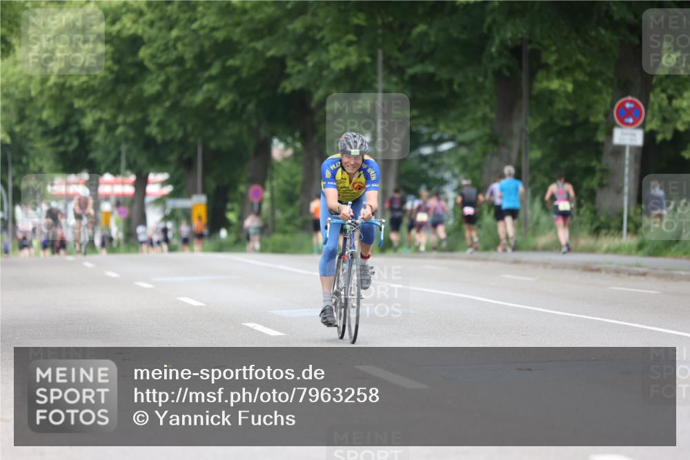 15.06.2025 - 7 Türme Triathlon Yannick Fuchs http://msf.ph/oto/7963258 15.06.2025 13:53:09 Radfahren 336 meine-sportfotos.de