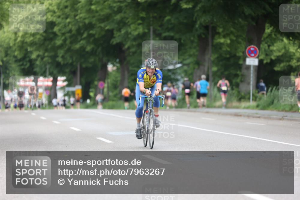 15.06.2025 - 7 Türme Triathlon Yannick Fuchs http://msf.ph/oto/7963267 15.06.2025 13:53:09 Radfahren 336 meine-sportfotos.de