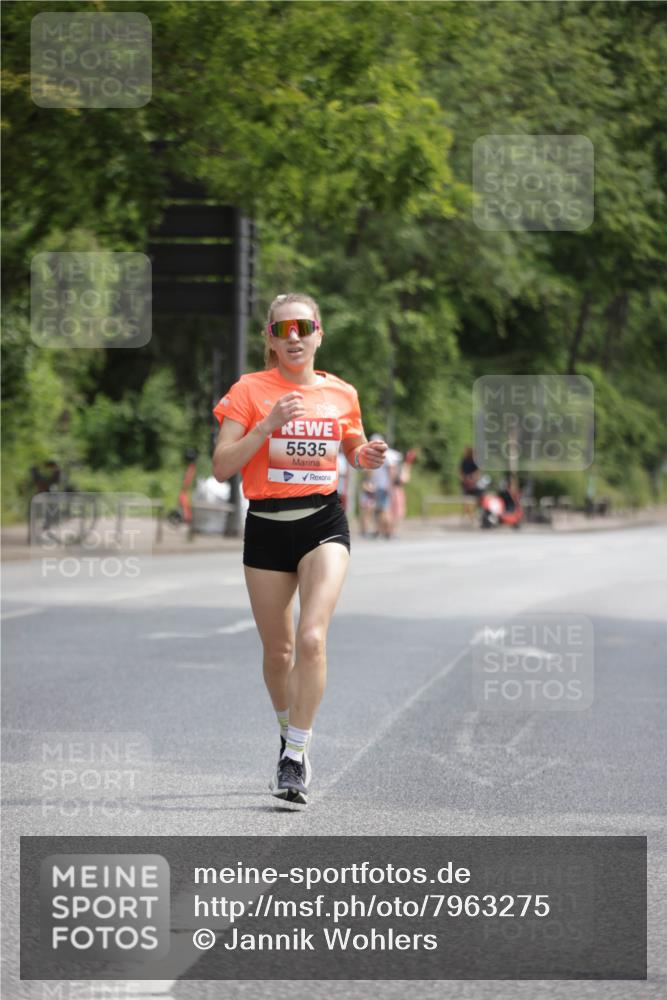 15.06.2025 - REWE Women's Run Jannik Wohlers http://msf.ph/oto/7963275 15.06.2025 09:57:37 Laufen 5535 meine-sportfotos.de
