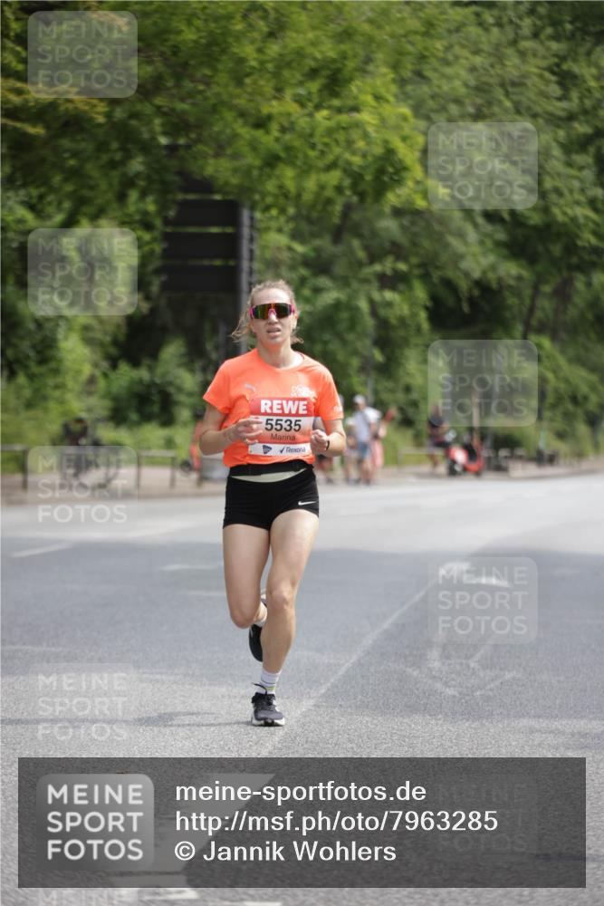 15.06.2025 - REWE Women's Run Jannik Wohlers http://msf.ph/oto/7963285 15.06.2025 09:57:37 Laufen 5535 meine-sportfotos.de