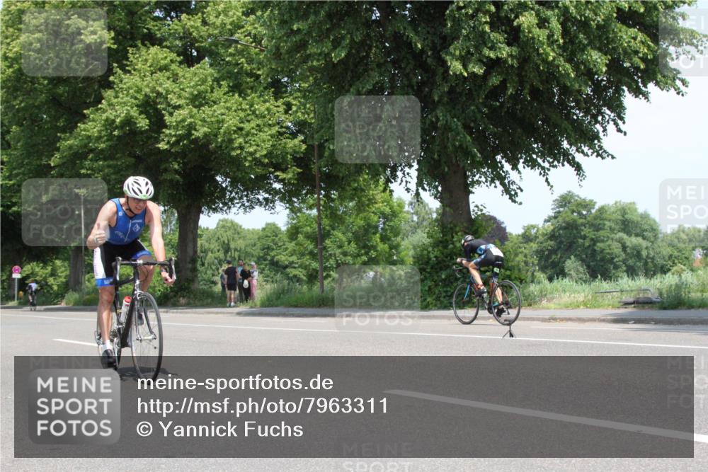 15.06.2025 - 7 Türme Triathlon Yannick Fuchs http://msf.ph/oto/7963311 15.06.2025 12:49:23 Radfahren  meine-sportfotos.de