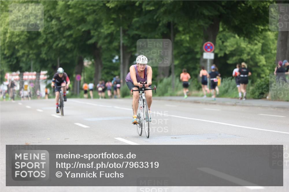 15.06.2025 - 7 Türme Triathlon Yannick Fuchs http://msf.ph/oto/7963319 15.06.2025 13:53:15 Radfahren 800, 1194 meine-sportfotos.de