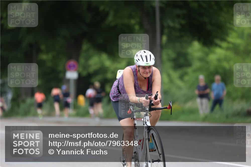 15.06.2025 - 7 Türme Triathlon Yannick Fuchs http://msf.ph/oto/7963348 15.06.2025 13:53:16 Radfahren 800, 1194 meine-sportfotos.de