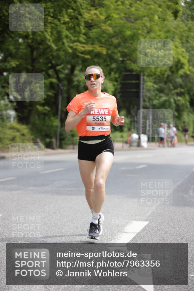 15.06.2025 - REWE Women's Run Jannik Wohlers http://msf.ph/oto/7963356 15.06.2025 09:57:38 Laufen 5535 meine-sportfotos.de