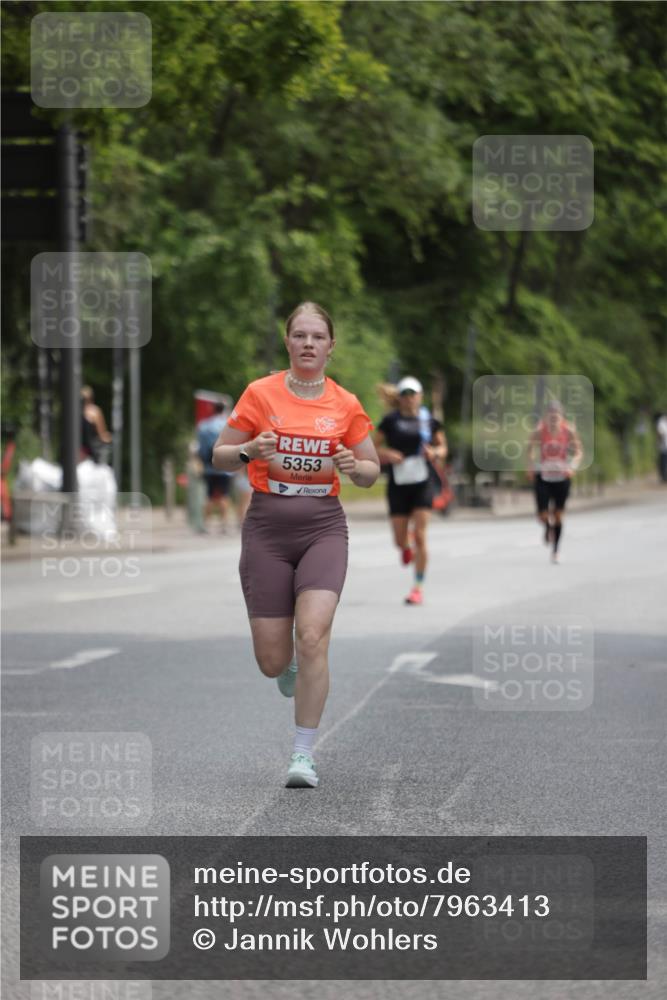 15.06.2025 - REWE Women's Run Jannik Wohlers http://msf.ph/oto/7963413 15.06.2025 09:58:04 Laufen 5353 meine-sportfotos.de