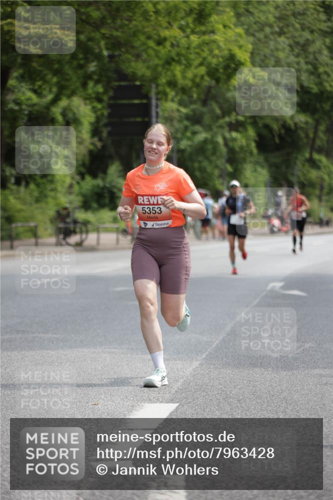 15.06.2025 - REWE Women's Run Jannik Wohlers http://msf.ph/oto/7963428 15.06.2025 09:58:06 Laufen 5353 meine-sportfotos.de