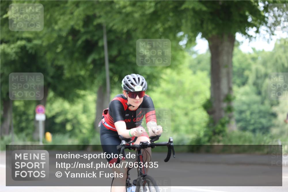 15.06.2025 - 7 Türme Triathlon Yannick Fuchs http://msf.ph/oto/7963435 15.06.2025 11:09:30 Radfahren 232 meine-sportfotos.de