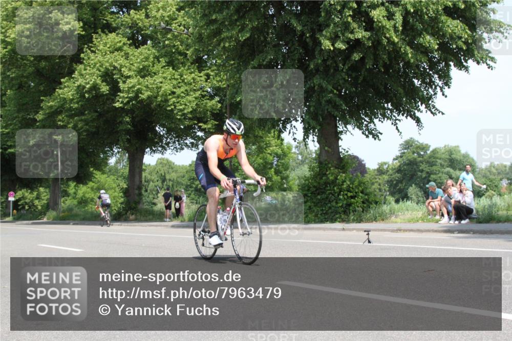 15.06.2025 - 7 Türme Triathlon Yannick Fuchs http://msf.ph/oto/7963479 15.06.2025 12:50:20 Radfahren  meine-sportfotos.de