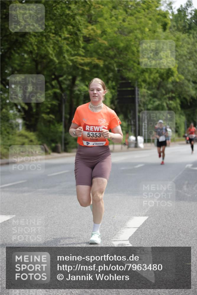 15.06.2025 - REWE Women's Run Jannik Wohlers http://msf.ph/oto/7963480 15.06.2025 09:58:07 Laufen 5353 meine-sportfotos.de