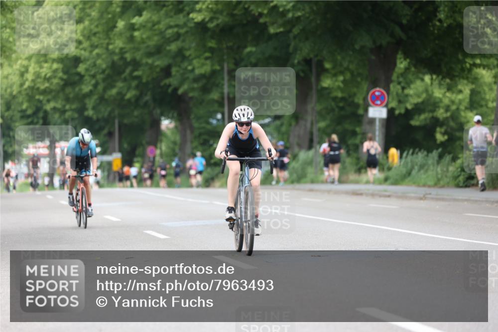 15.06.2025 - 7 Türme Triathlon Yannick Fuchs http://msf.ph/oto/7963493 15.06.2025 13:53:22 Radfahren 748, 819 meine-sportfotos.de