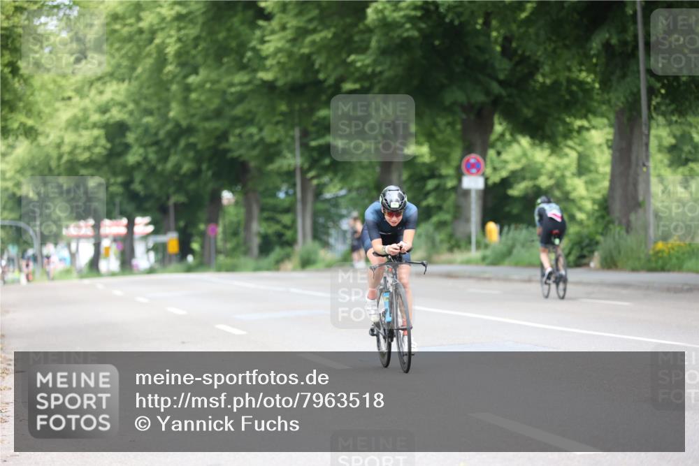 15.06.2025 - 7 Türme Triathlon Yannick Fuchs http://msf.ph/oto/7963518 15.06.2025 11:10:20 Radfahren 267, 292 meine-sportfotos.de