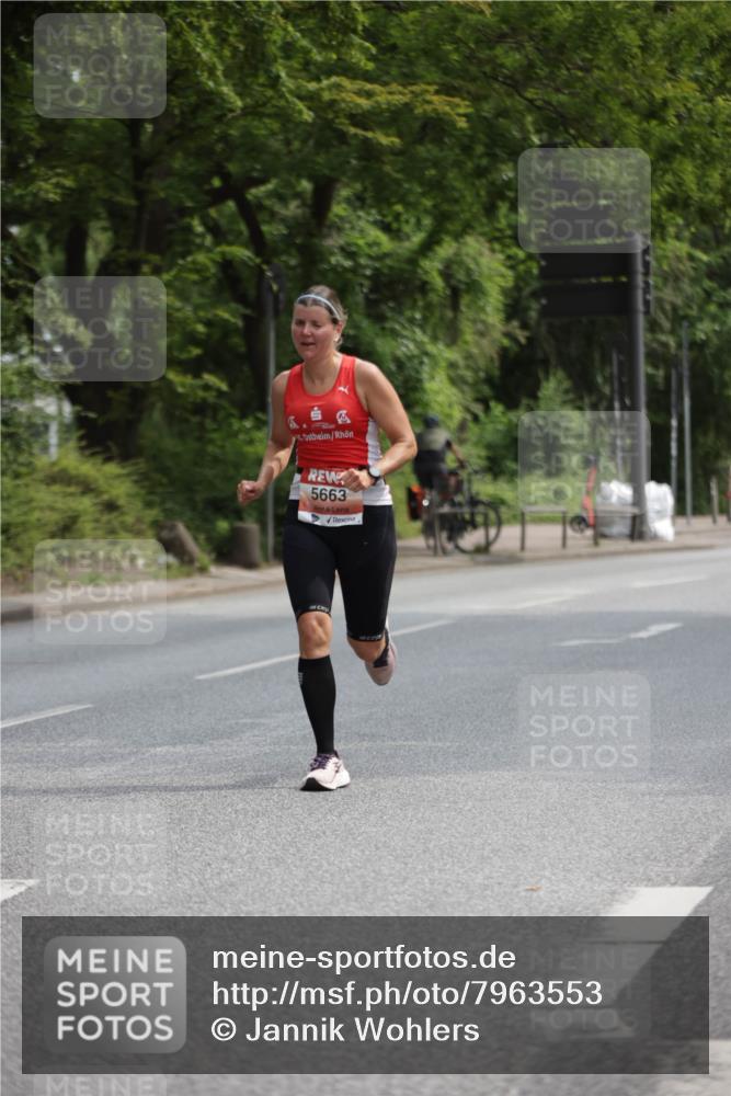 15.06.2025 - REWE Women's Run Jannik Wohlers http://msf.ph/oto/7963553 15.06.2025 09:58:16 Laufen 5663 meine-sportfotos.de