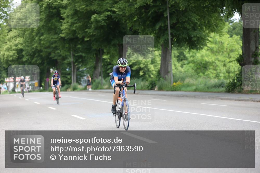 15.06.2025 - 7 Türme Triathlon Yannick Fuchs http://msf.ph/oto/7963590 15.06.2025 11:10:31 Radfahren 248, 285, 299, 302 meine-sportfotos.de