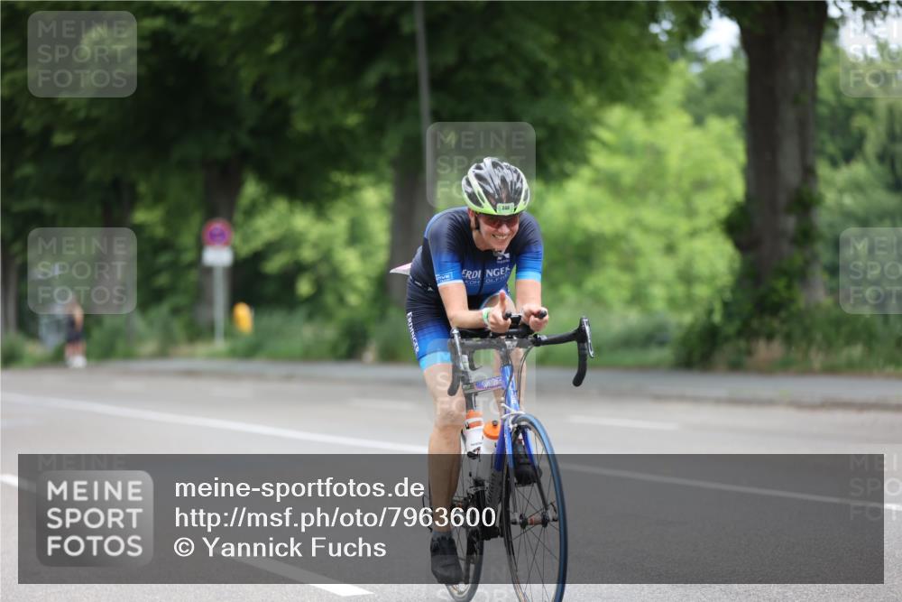 15.06.2025 - 7 Türme Triathlon Yannick Fuchs http://msf.ph/oto/7963600 15.06.2025 11:10:31 Radfahren 248, 285, 299, 302 meine-sportfotos.de