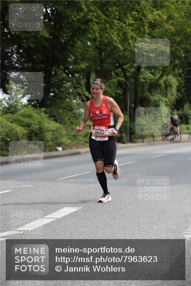 15.06.2025 - REWE Women's Run Jannik Wohlers http://msf.ph/oto/7963623 15.06.2025 09:58:17 Laufen 5663, 7 meine-sportfotos.de