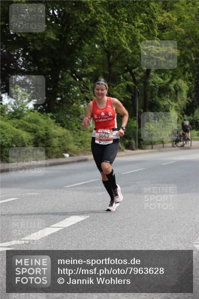 15.06.2025 - REWE Women's Run Jannik Wohlers http://msf.ph/oto/7963628 15.06.2025 09:58:17 Laufen 5663 meine-sportfotos.de