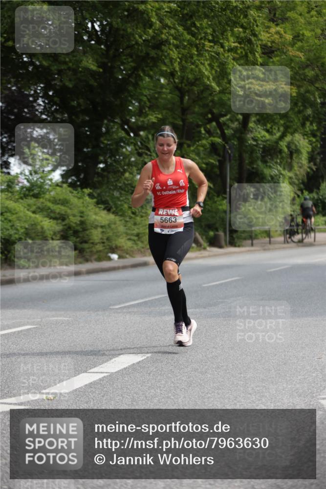 15.06.2025 - REWE Women's Run Jannik Wohlers http://msf.ph/oto/7963630 15.06.2025 09:58:17 Laufen 5663 meine-sportfotos.de