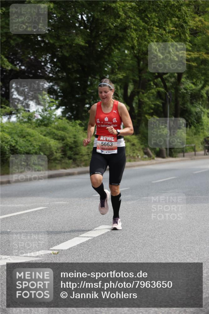 15.06.2025 - REWE Women's Run Jannik Wohlers http://msf.ph/oto/7963650 15.06.2025 09:58:17 Laufen 5663 meine-sportfotos.de