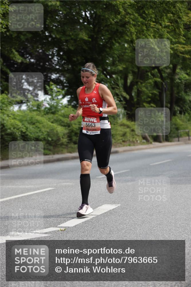 15.06.2025 - REWE Women's Run Jannik Wohlers http://msf.ph/oto/7963665 15.06.2025 09:58:17 Laufen 5663 meine-sportfotos.de