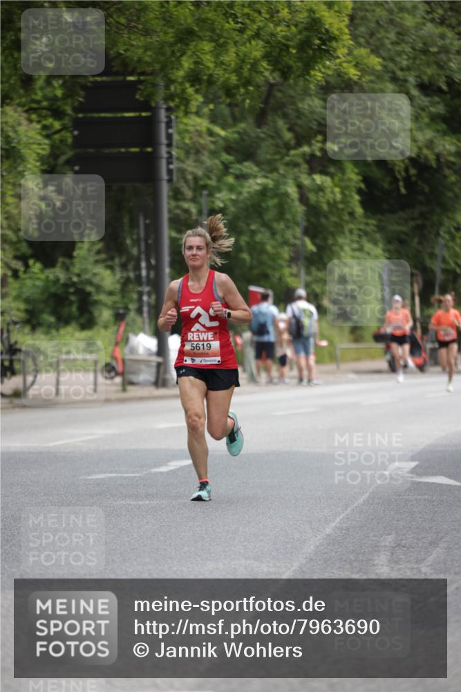 15.06.2025 - REWE Women's Run Jannik Wohlers http://msf.ph/oto/7963690 15.06.2025 09:58:30 Laufen 5619 meine-sportfotos.de