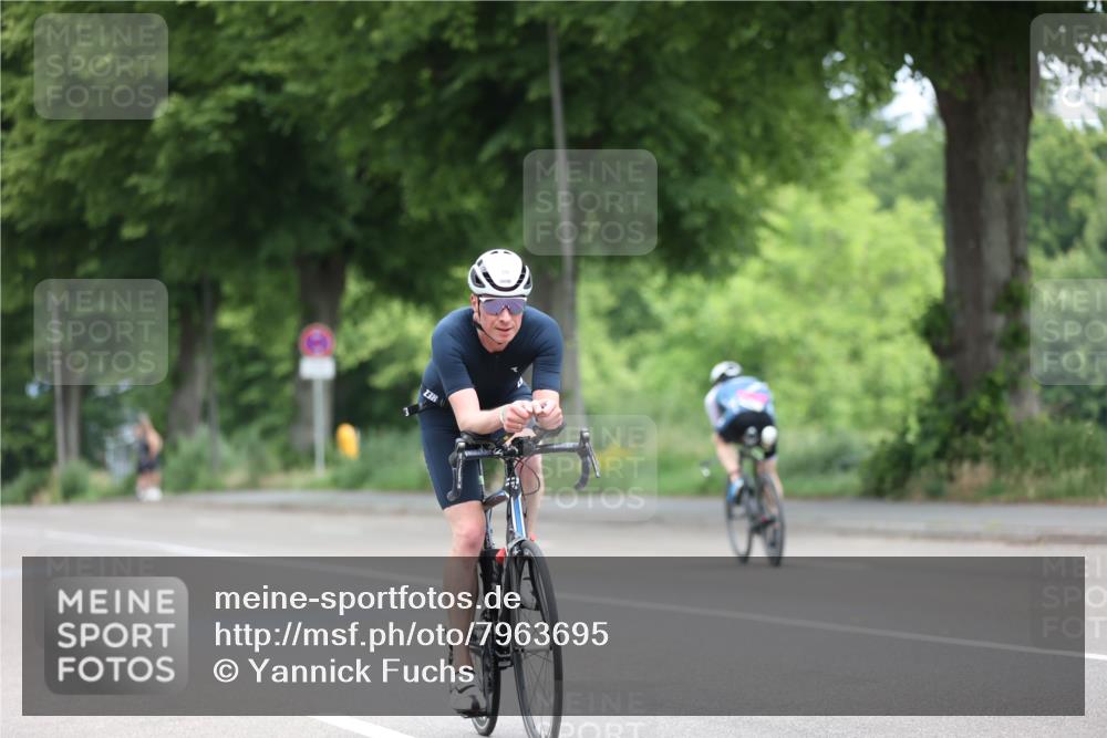 15.06.2025 - 7 Türme Triathlon Yannick Fuchs http://msf.ph/oto/7963695 15.06.2025 11:10:35 Radfahren 248, 285, 302 meine-sportfotos.de