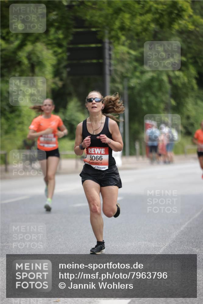 15.06.2025 - REWE Women's Run Jannik Wohlers http://msf.ph/oto/7963796 15.06.2025 09:58:40 Laufen 5066 meine-sportfotos.de