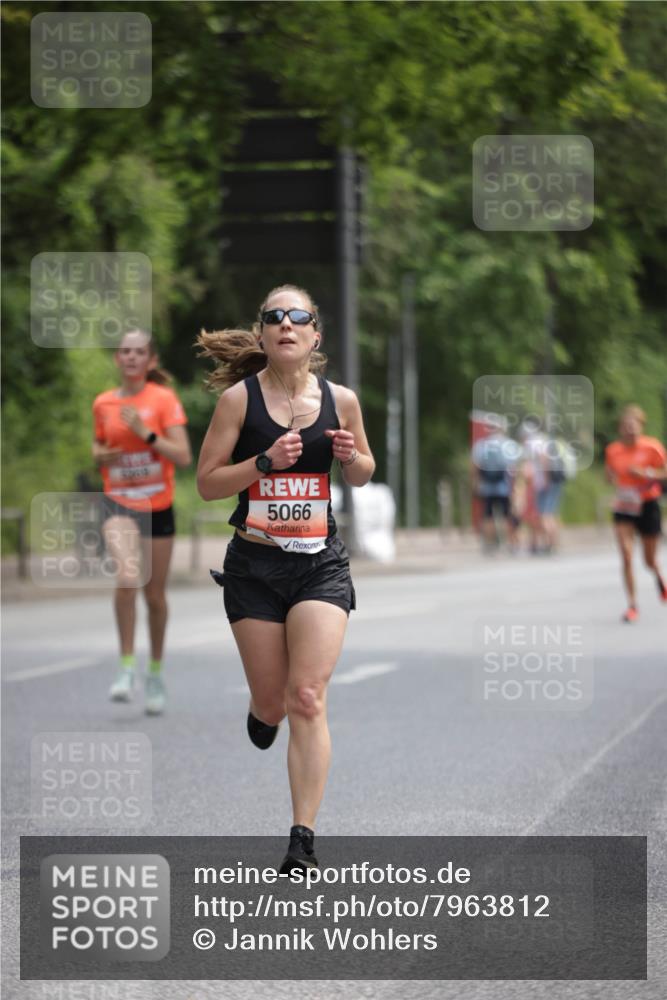 15.06.2025 - REWE Women's Run Jannik Wohlers http://msf.ph/oto/7963812 15.06.2025 09:58:41 Laufen 5066 meine-sportfotos.de
