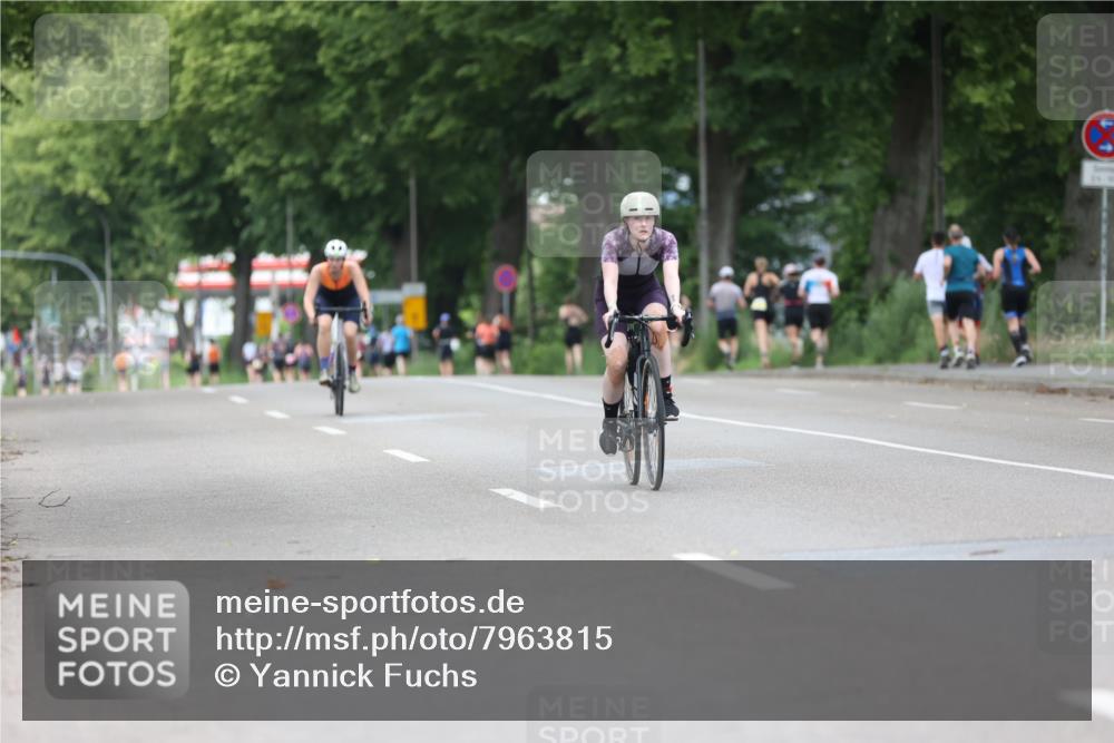 15.06.2025 - 7 Türme Triathlon Yannick Fuchs http://msf.ph/oto/7963815 15.06.2025 13:53:39 Radfahren 1125 meine-sportfotos.de
