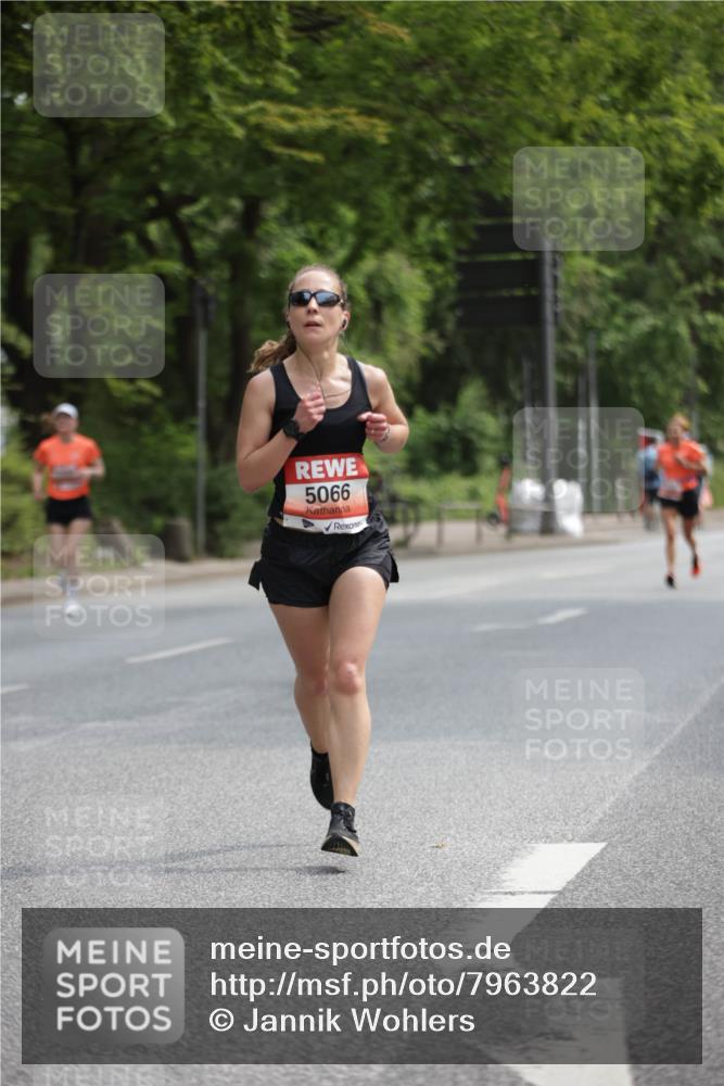 15.06.2025 - REWE Women's Run Jannik Wohlers http://msf.ph/oto/7963822 15.06.2025 09:58:42 Laufen 5066 meine-sportfotos.de