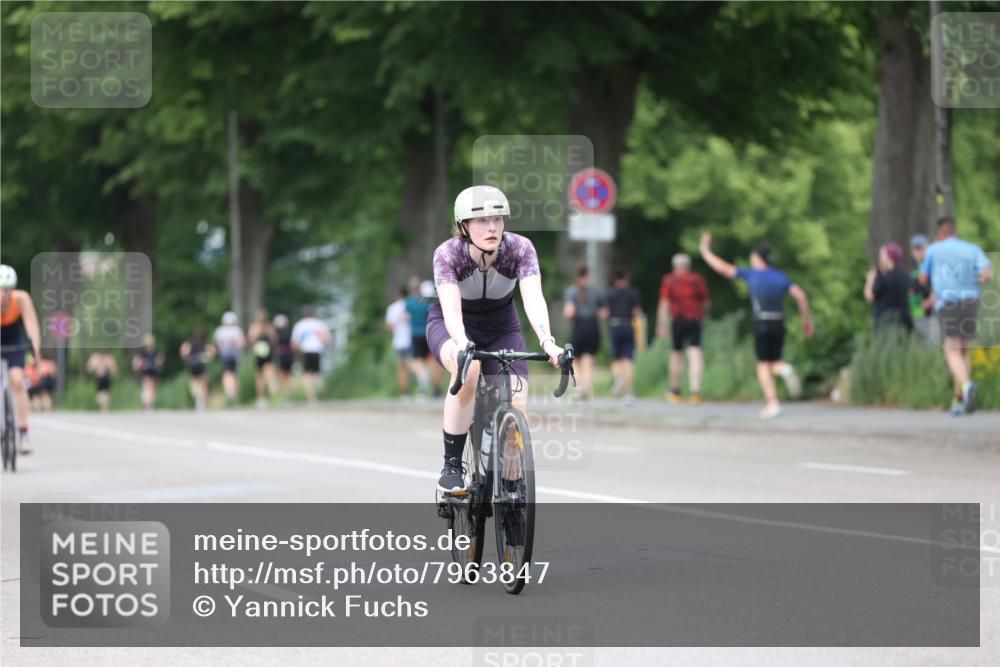 15.06.2025 - 7 Türme Triathlon Yannick Fuchs http://msf.ph/oto/7963847 15.06.2025 13:53:40 Radfahren 1125 meine-sportfotos.de