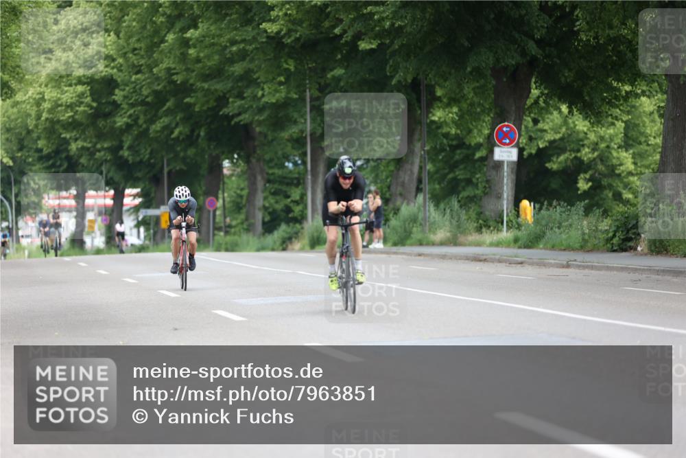 15.06.2025 - 7 Türme Triathlon Yannick Fuchs http://msf.ph/oto/7963851 15.06.2025 11:11:12 Radfahren 200, 329 meine-sportfotos.de