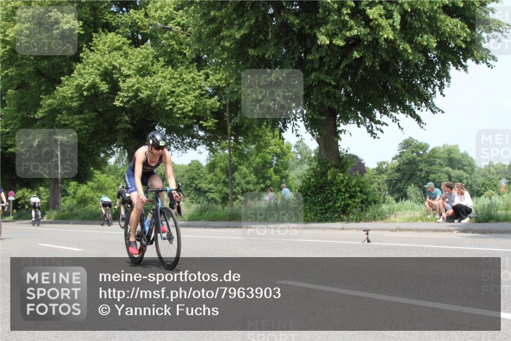 15.06.2025 - 7 Türme Triathlon Yannick Fuchs http://msf.ph/oto/7963903 15.06.2025 12:54:17 Radfahren  meine-sportfotos.de