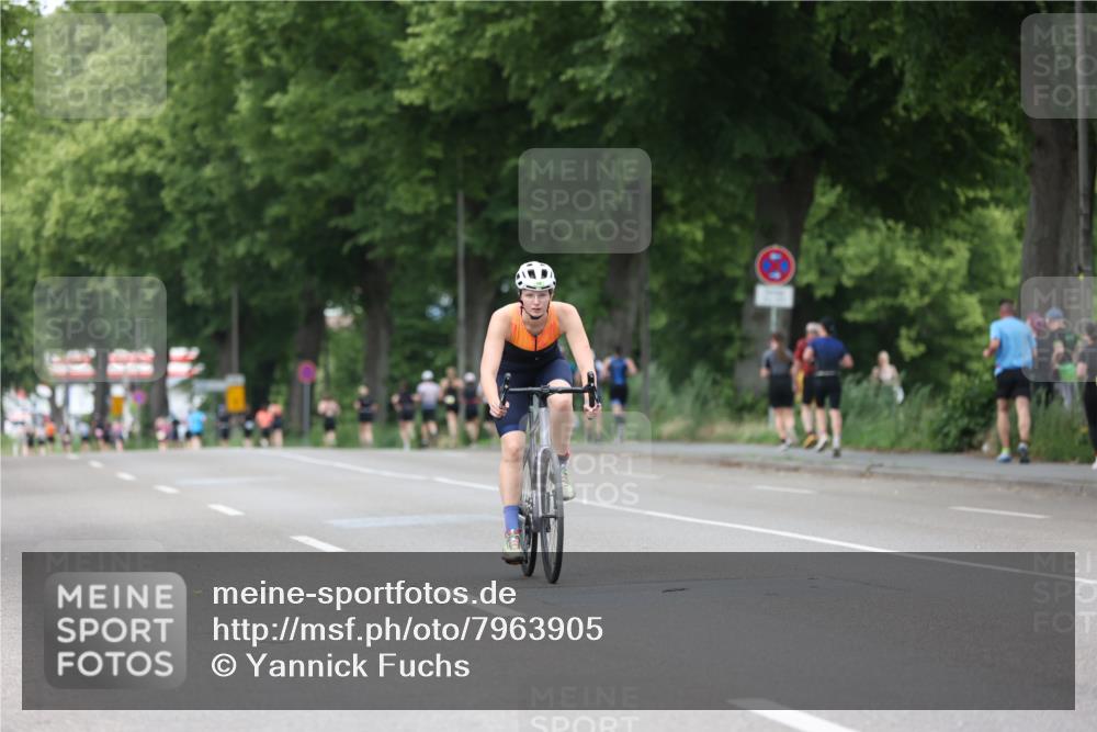 15.06.2025 - 7 Türme Triathlon Yannick Fuchs http://msf.ph/oto/7963905 15.06.2025 13:53:42 Radfahren 1125 meine-sportfotos.de