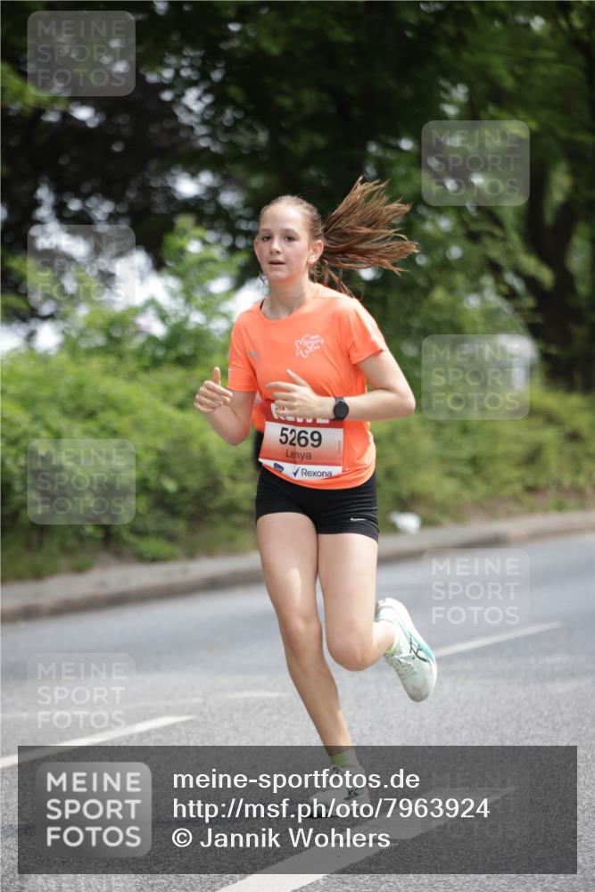 15.06.2025 - REWE Women's Run Jannik Wohlers http://msf.ph/oto/7963924 15.06.2025 09:58:44 Laufen 5269 meine-sportfotos.de