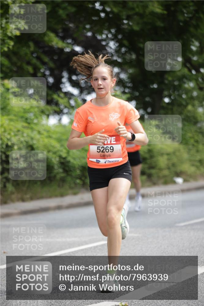 15.06.2025 - REWE Women's Run Jannik Wohlers http://msf.ph/oto/7963939 15.06.2025 09:58:45 Laufen 5269 meine-sportfotos.de