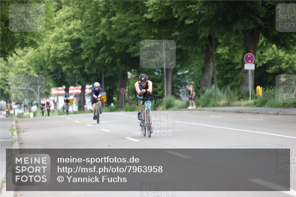 15.06.2025 - 7 Türme Triathlon Yannick Fuchs http://msf.ph/oto/7963958 15.06.2025 11:11:18 Radfahren 204, 246, 278, 329 meine-sportfotos.de
