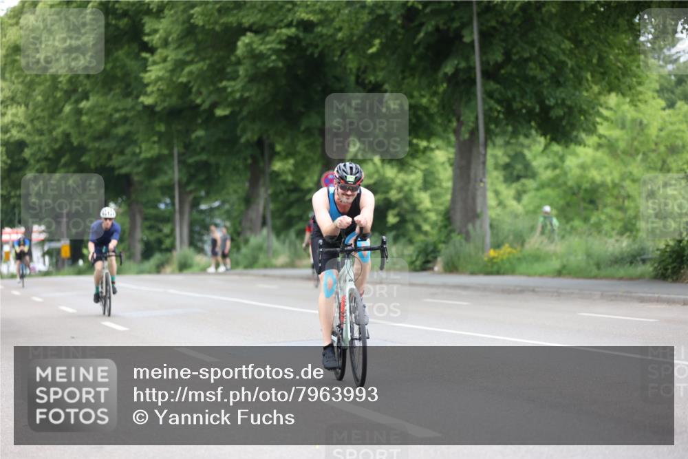 15.06.2025 - 7 Türme Triathlon Yannick Fuchs http://msf.ph/oto/7963993 15.06.2025 11:11:20 Radfahren 204, 246, 263, 278, 323, 329 meine-sportfotos.de