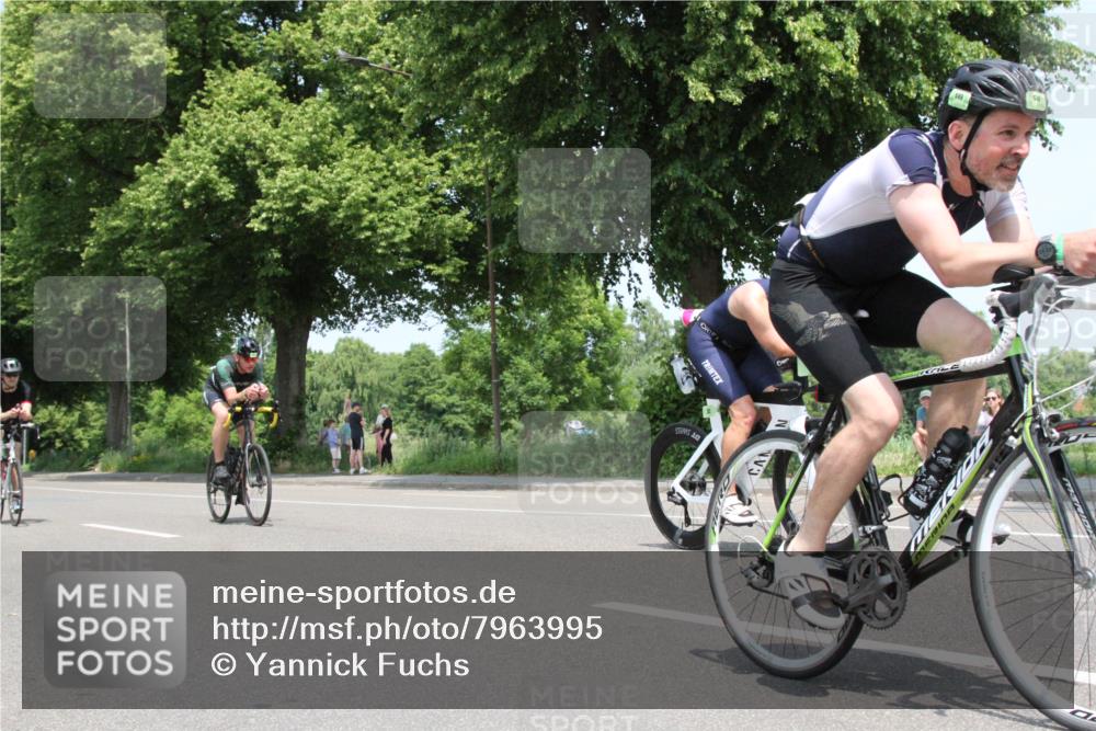 15.06.2025 - 7 Türme Triathlon Yannick Fuchs http://msf.ph/oto/7963995 15.06.2025 12:54:32 Radfahren  meine-sportfotos.de