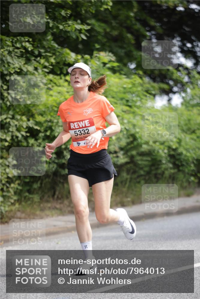 15.06.2025 - REWE Women's Run Jannik Wohlers http://msf.ph/oto/7964013 15.06.2025 09:58:47 Laufen 5332 meine-sportfotos.de