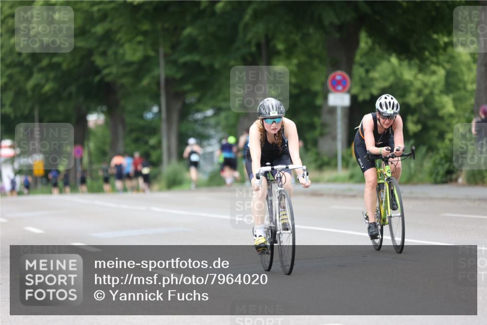 15.06.2025 - 7 Türme Triathlon Yannick Fuchs http://msf.ph/oto/7964020 15.06.2025 13:54:10 Radfahren 829, 1173, 1192 meine-sportfotos.de