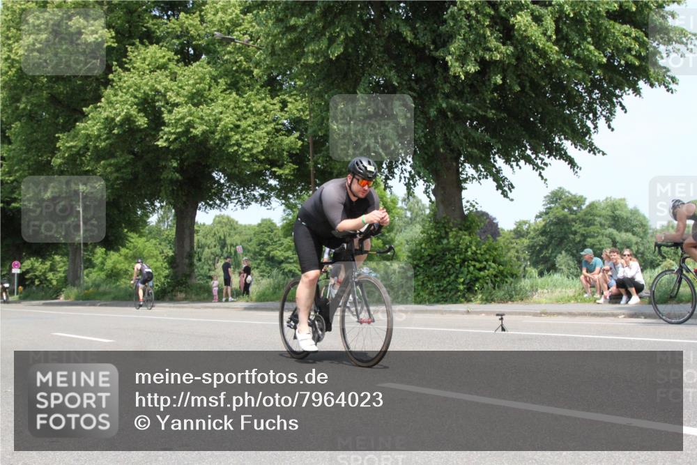 15.06.2025 - 7 Türme Triathlon Yannick Fuchs http://msf.ph/oto/7964023 15.06.2025 12:54:43 Radfahren  meine-sportfotos.de