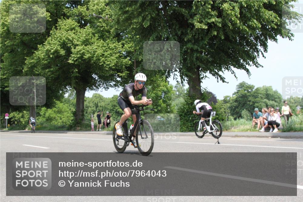 15.06.2025 - 7 Türme Triathlon Yannick Fuchs http://msf.ph/oto/7964043 15.06.2025 12:55:04 Radfahren  meine-sportfotos.de