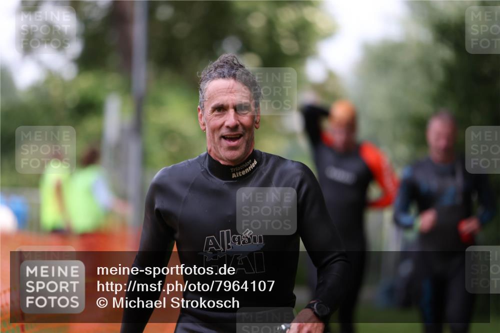 15.06.2025 - 7 Türme Triathlon Michael Strokosch http://msf.ph/oto/7964107 15.06.2025 12:16:49 Schwimmen 373, 387, 389, 400, 423, 435, 451, 485, 560, 609, 622, 629, 632 meine-sportfotos.de