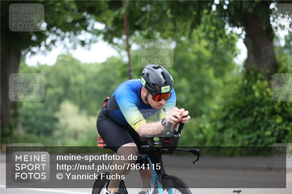 15.06.2025 - 7 Türme Triathlon Yannick Fuchs http://msf.ph/oto/7964115 15.06.2025 11:11:24 Radfahren 204, 246, 255, 263, 278, 323, 333 meine-sportfotos.de
