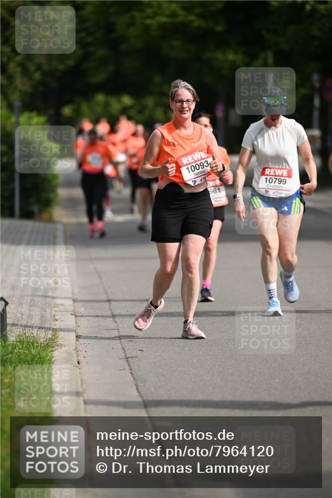 15.06.2025 - REWE Women's Run Dr. Thomas Lammeyer http://msf.ph/oto/7964120 15.06.2025 09:52:38 Laufen 10093, 10799 meine-sportfotos.de