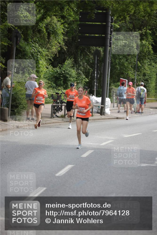 15.06.2025 - REWE Women's Run Jannik Wohlers http://msf.ph/oto/7964128 15.06.2025 09:59:10 Laufen  meine-sportfotos.de