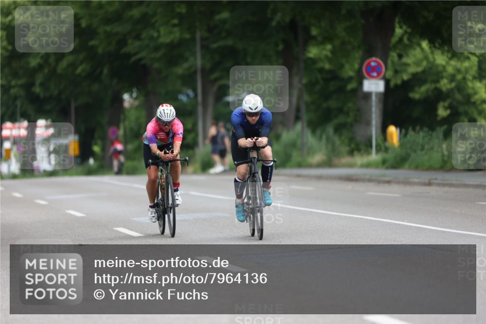 15.06.2025 - 7 Türme Triathlon Yannick Fuchs http://msf.ph/oto/7964136 15.06.2025 11:11:26 Radfahren 246, 255, 263, 323, 333 meine-sportfotos.de